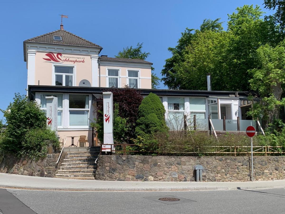 Am Schlosspark - App Ostsee-Perle Apartment Glücksburg Екстериор снимка